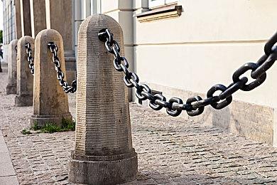 《战锤40K：行商浪人》上市预告片展示游戏特色